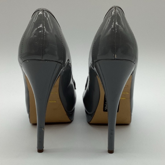 1822. Miss Me Patent Leather Grey Platform Open Toe Pumps Size 9 NWOT - Picture 3 of 10